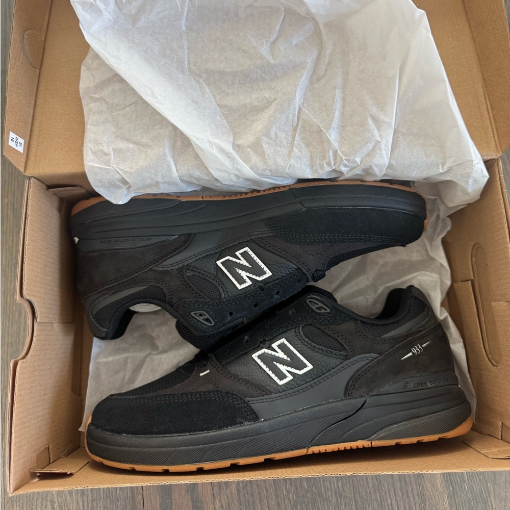 New Balance Numeric 933 Reynolds Black Skate Shoes